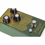 Efekt gitarowy EarthQuaker Devices Devices Plumes Signal Shredder - 8