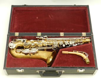 Saksofon altowy Selmer Bundy II Po remoncie kapitalnym DR24-056
