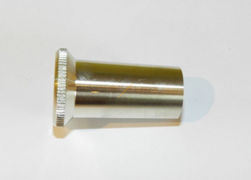 Adapter Redukcja S 742 H - redukcja ustnikowa dla ustników Bach na instrumenty Červený