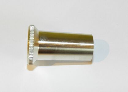 Adapter Redukcja S 742 H - redukcja ustnikowa dla ustników Bach na instrumenty Červený