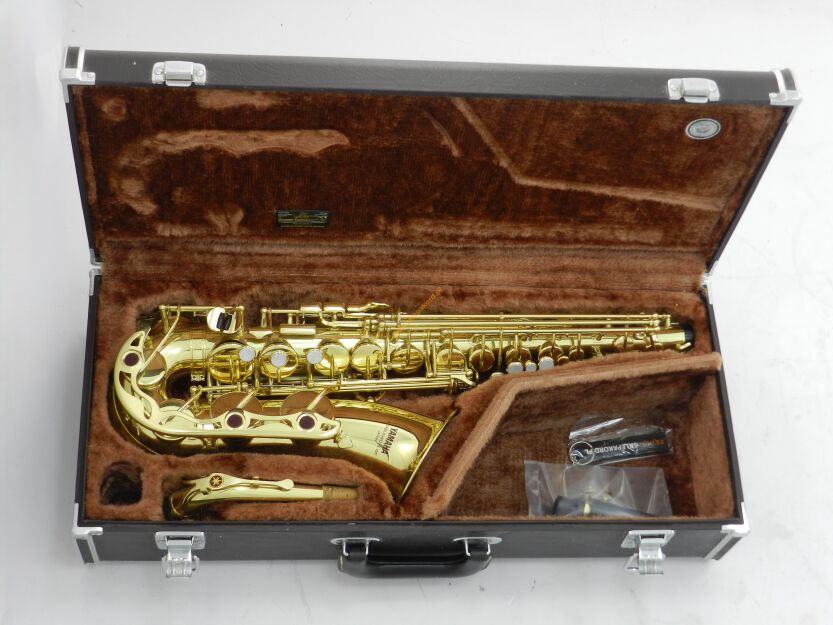 Saksofon altowy YAMAHA YAS-32 Futerał + Ustnik DR25-110