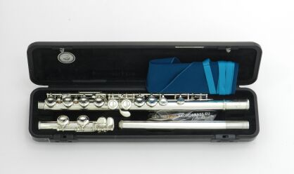 Flet poprzeczny Yamaha YFL-211 SII Made in Japan Po kapitalnym remoncie DR22-256