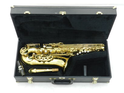 Saksofon altowy Evette Buffet Crampon Futerał + Ustnik DR25-107