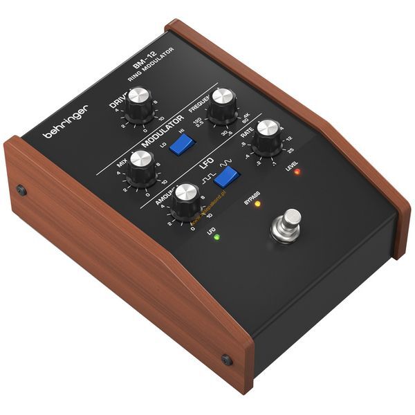 Efekt dla gitary elektrycznej, basu i syntezatora Behringer BM-12 Ring Modulator