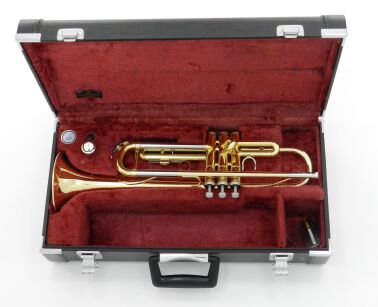 Trąbka Yamaha YTR-4320EG Made in Japan Futerał + Ustnik DR26-057